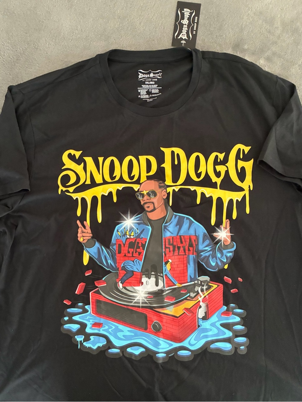 Graphic Tee - Black Snoop Dogg